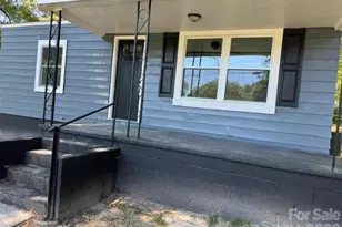 701 N Scruggs St, Gastonia, NC 28052 - Photo 2