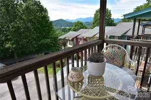 145 Lincoln Park Rd, Burnsville, NC 28714 - Photo 2