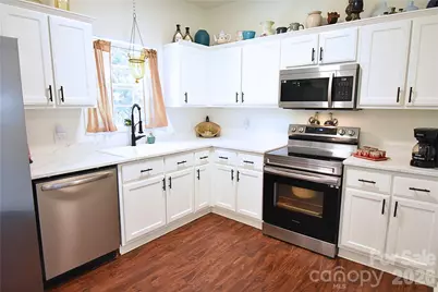 145 Lincoln Park Road #G, Burnsville, NC 28714 - Photo 8