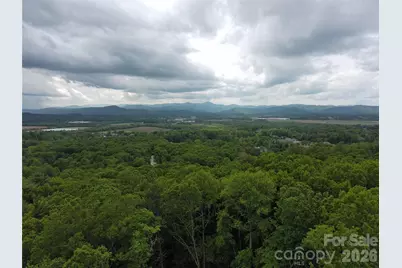 000 Northview Drive #13, Hendersonville, NC 28791 - Photo 2