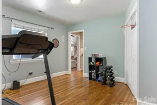 5634 Wedgewood Dr, Charlotte, NC 28210 - Photo 16