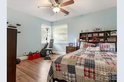 5634 Wedgewood Drive, Charlotte, NC 28210 - Photo 18