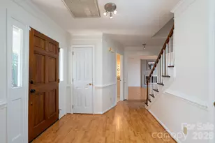 11220 Shandon Way Ln, Charlotte, NC 28262 - Photo 8