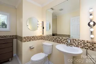 11220 Shandon Way Ln, Charlotte, NC 28262 - Photo 20