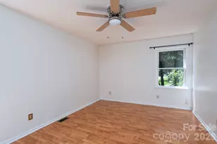 11220 Shandon Way Ln, Charlotte, NC 28262 - Photo 36