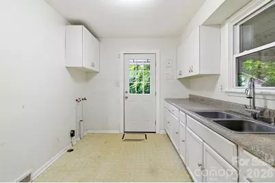 1909 Camp Greene Street, Charlotte, NC 28208 - Photo 10