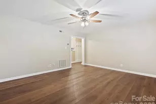 107 S Laurel Ave, Charlotte, NC 28207 - Photo 10