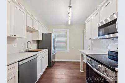 107 S Laurel Avenue #101A, Charlotte, NC 28207 - Photo 2
