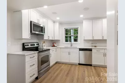 11510 Painted Tree Road, Charlotte, NC 28226 - Photo 10