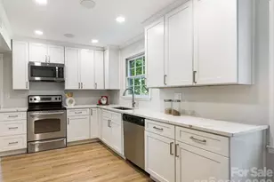 11510 Painted Tree Rd, Charlotte, NC 28226 - Photo 8