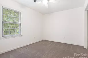 11510 Painted Tree Rd, Charlotte, NC 28226 - Photo 18