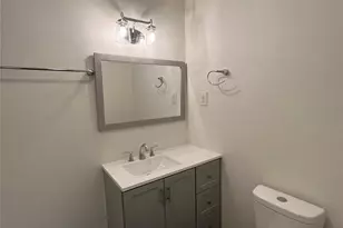 128 Woodlynn Dr, Charlotte, NC 28214 - Photo 20