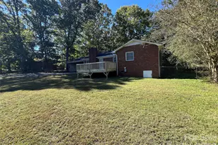128 Woodlynn Dr, Charlotte, NC 28214 - Photo 24