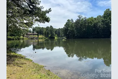 162 Twin Lakes Drive, Statesville, NC 28625 - Photo 4