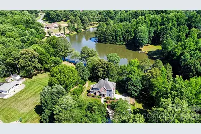 162 Twin Lakes Drive, Statesville, NC 28625 - Photo 32