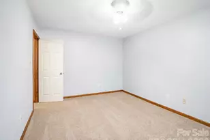 1330 5th St NE, Hickory, NC 28601 - Photo 18