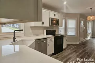 42 Laurel St, Granite Falls, NC 28630 - Photo 4