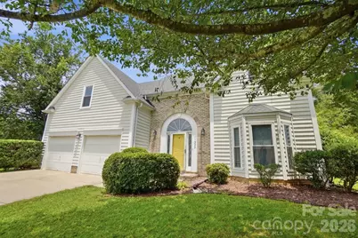 11323 Laurel View Drive, Charlotte, NC 28273 - Photo 2