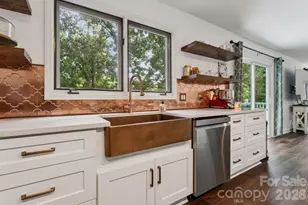 26049 Neptunes Landing, Tega Cay, SC 29708 - Photo 2