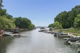26049 Neptunes Landing, Tega Cay, SC 29708 - Photo 28