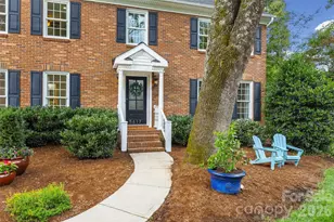 5617 Hillbrook Dr, Charlotte, NC 28226 - Photo 2