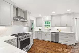 5617 Hillbrook Dr, Charlotte, NC 28226 - Photo 14