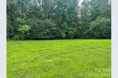 8806 Crestwood Drive, Mount Pleasant, NC 28124 - Photo 2