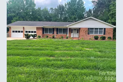 8806 Crestwood Drive, Mount Pleasant, NC 28124 - Photo 1