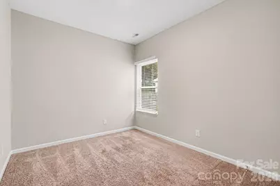 1029 Culver Spring Way, Charlotte, NC 28215 - Photo 10