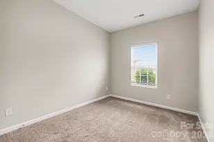 1029 Culver Spring Way, Charlotte, NC 28215 - Photo 8