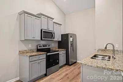 1029 Culver Spring Way, Charlotte, NC 28215 - Photo 4