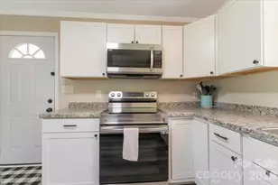 2294 Country Club Dr, Lancaster, SC 29720 - Photo 10