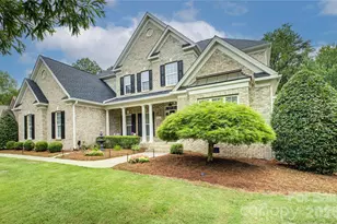 13722 Glen Abbey Dr, Charlotte, NC 28278 - Photo 2