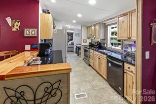 241 Ridgecrest Dr, Lake Lure, NC 28746 - Photo 10