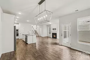 808 Lyndon Station Dr, Pineville, NC 28134 - Photo 6