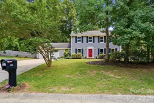 8211 Mahogany Dr, Charlotte, NC 28227 - Photo 2