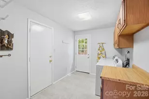 8211 Mahogany Dr, Charlotte, NC 28227 - Photo 20