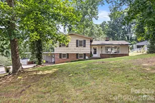 912 Parkwood Rd, Shelby, NC 28150 - Photo 1