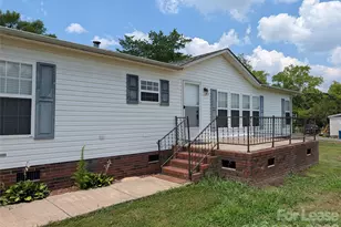 824 Perry Rd, Troutman, NC 28166 - Photo 2