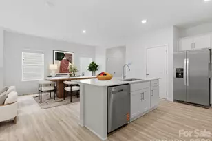 5211 Reedy Rdg Rd, Charlotte, NC 28215 - Photo 12