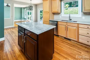 103 Woodburn Dr, Swannanoa, NC 28778 - Photo 8