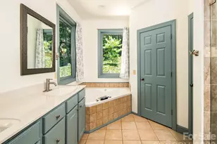 103 Woodburn Dr, Swannanoa, NC 28778 - Photo 16