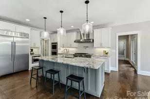 2244 Rock Creek Dr, Charlotte, NC 28226 - Photo 18