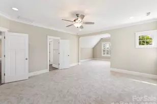 2244 Rock Creek Dr, Charlotte, NC 28226 - Photo 38