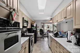 186 Catherine Dr, Columbus, NC 28722 - Photo 12