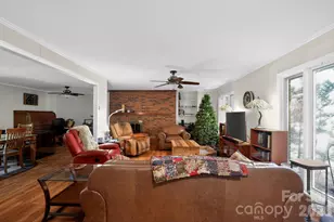 186 Catherine Dr, Columbus, NC 28722 - Photo 4