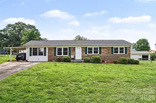 5111 Hawthorne Ln, Shelby, NC 28152 - Photo 1