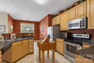 268 Farm Valley Rd, Fletcher, NC 28732 - Photo 16