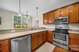 718 Kingsley Way, Belmont, NC 28012 - Photo 10