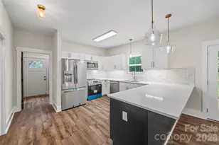 925 Loganberry Ln, York, SC 29745 - Photo 8